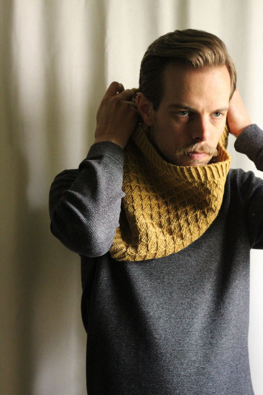 Storyteller Cowl Knitting Pattern