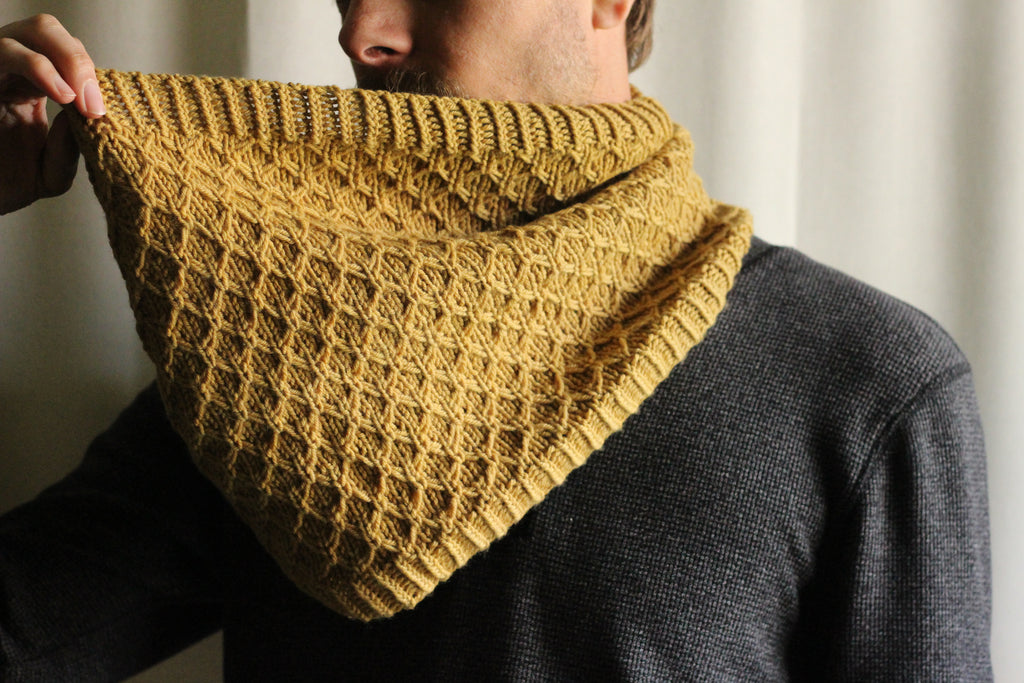 Storyteller Cowl Knitting Pattern