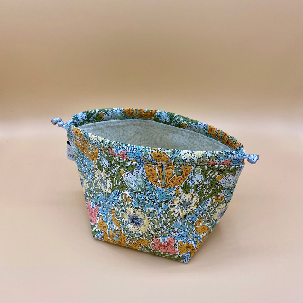 Limited Edition William Morris Print Drawstring Project Bag - Micro